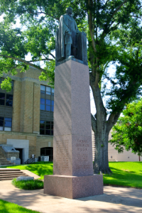 Picture of Thomas J Rusk statue
